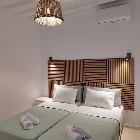 Nikos Rooms Mykonos Town Exterior photo