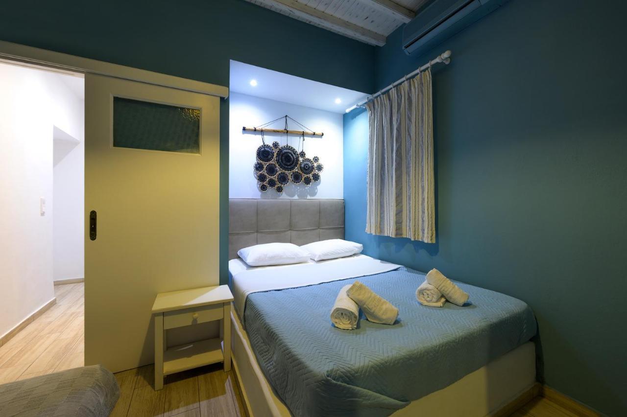 Nikos Hostel Mykonos Town